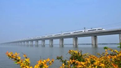 Simultaneously the world's longest and second longest bridge